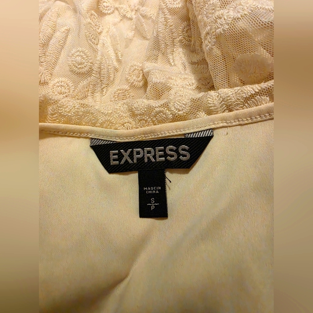 Express Embroidered Pullover Sheath Dress - size Small- NWOT💒 - Picture 3 of 5